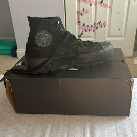 Converse platforms size 8 - Picture 7 of 8